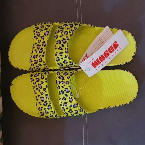 Brand New Freedom Moses-Moses Two Band Slides size 8/9 - Picture 8 of 9